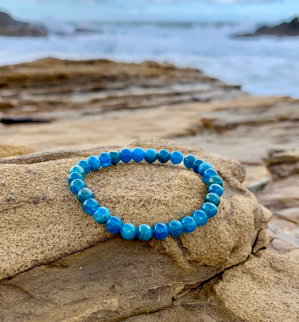 Blue Apatite Minimalist Bracelet